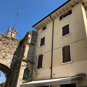 Residenza Via Rocca Tre , Lazise Italy